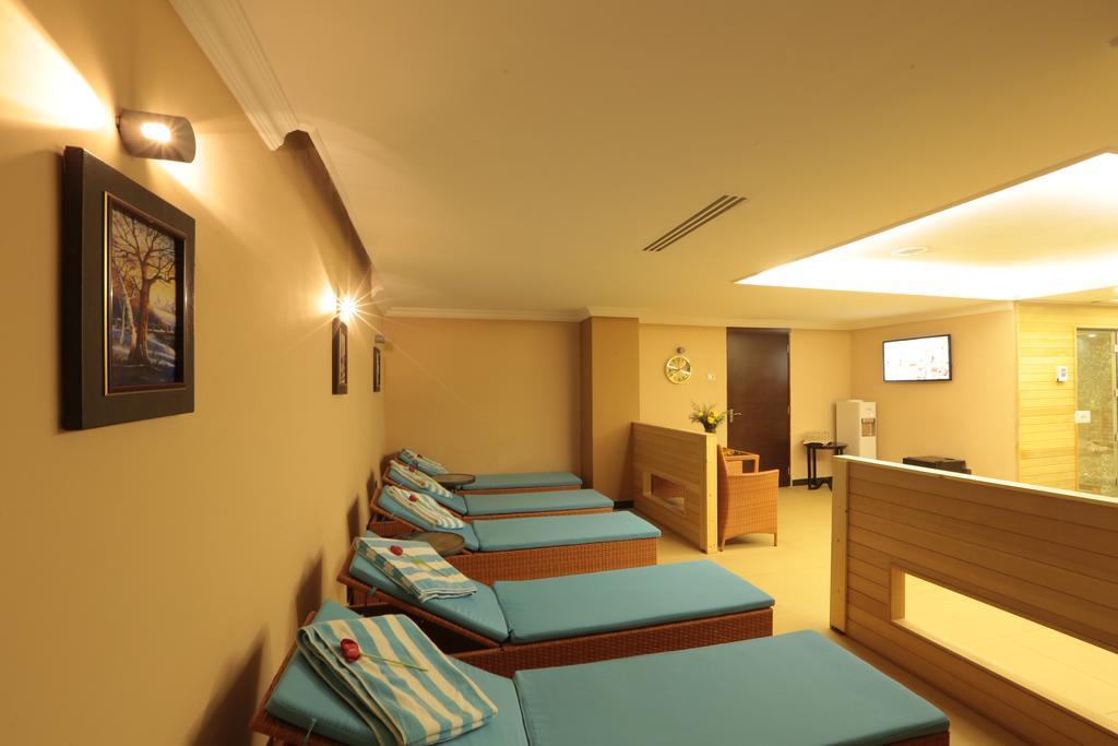 Getfam Hotel Addis Ababa Exterior photo