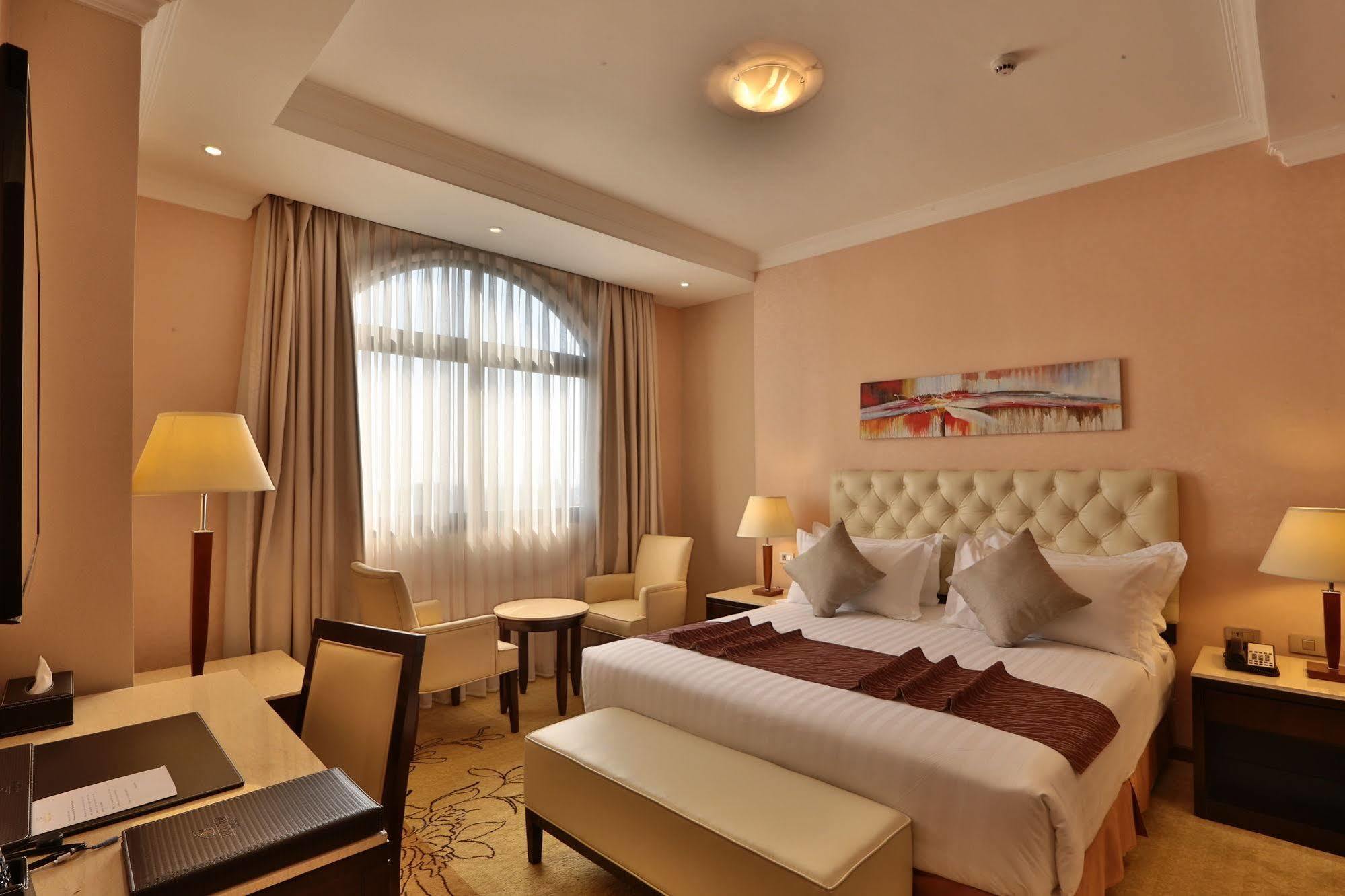 Getfam Hotel Addis Ababa Exterior photo